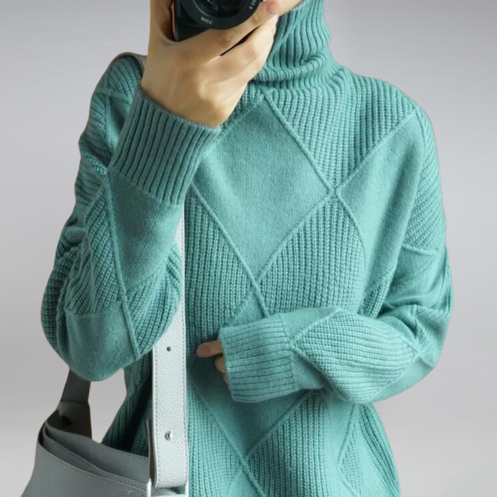 LINLEY | Луксозен пуловер с рибена кост и висока яка